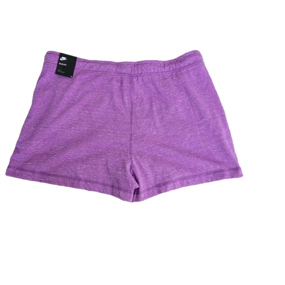 NWT Nike Vintage style gym shorts XL - Picture 3 of 3